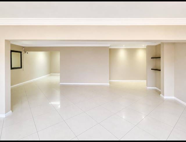 10 BEDROOM HOUSE FOR SALE IN MALVERN